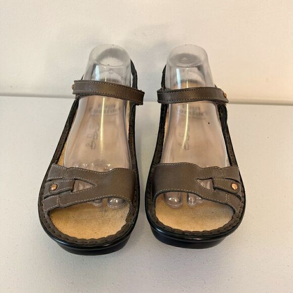 Naot Bronze Metallic Leather Strappy Sandals with Finn Comfort Insoles - Picture 2 of 7